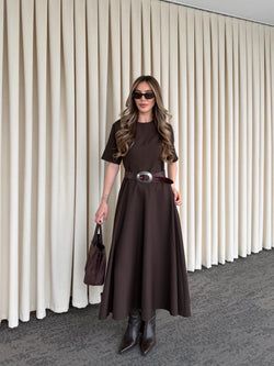 Kahverengi Godeli Elbise