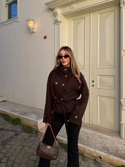 Kahverengi Dik Yakalı Kuşaklı Trençkot