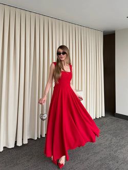 Kırmızı Beli Fiyonklu Prenses Model Elbise